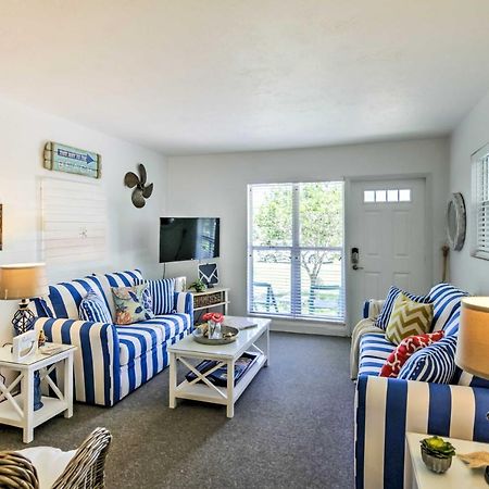 New Smyrna Beach Abode With Fire Pit, Walk To Beach! Villa Buitenkant foto