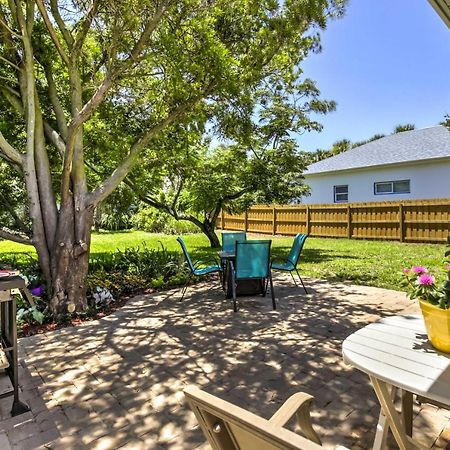 New Smyrna Beach Abode With Fire Pit, Walk To Beach! Villa Buitenkant foto